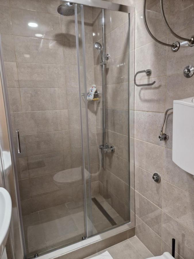 Sofia Apartment Sajmiste Екстериор снимка