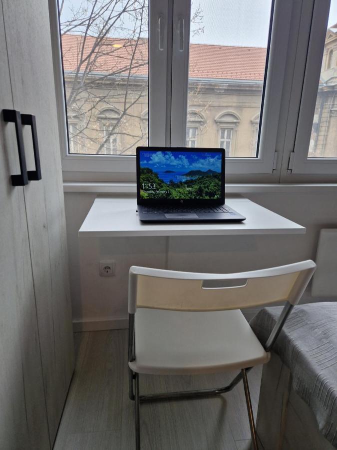 Sofia Apartment Sajmiste Екстериор снимка